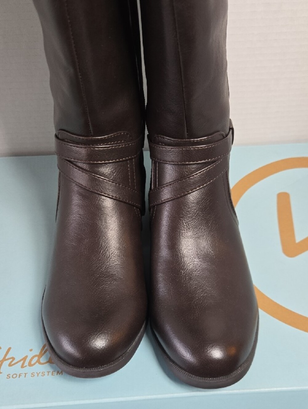NEW Life Stride Dark Brown Wide Calf Knee-High Heeled Boots - Picture 6 of 8